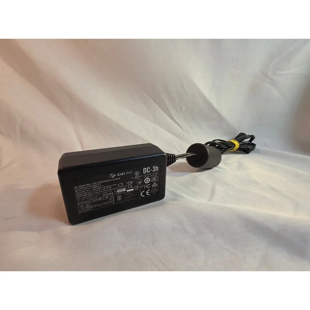 CUI Inc 9V 3A AC Adapter Power Supply SMI36-9-N-N230R-C1 27W Level VI DC-3h